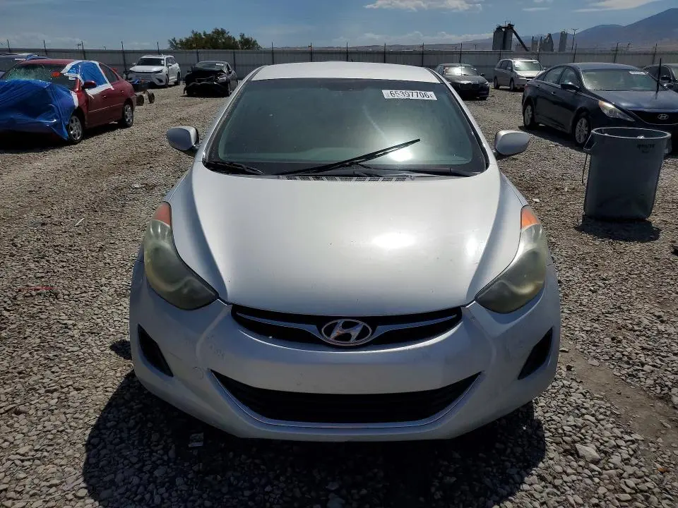 2011 HYUNDAI ELANTRA GLS  