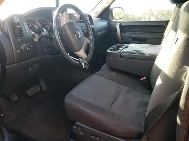 2011 CHEVROLET SILVERADO K1500 LT