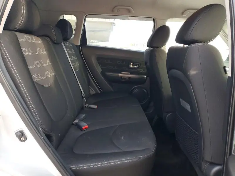 2013 KIA SOUL +  