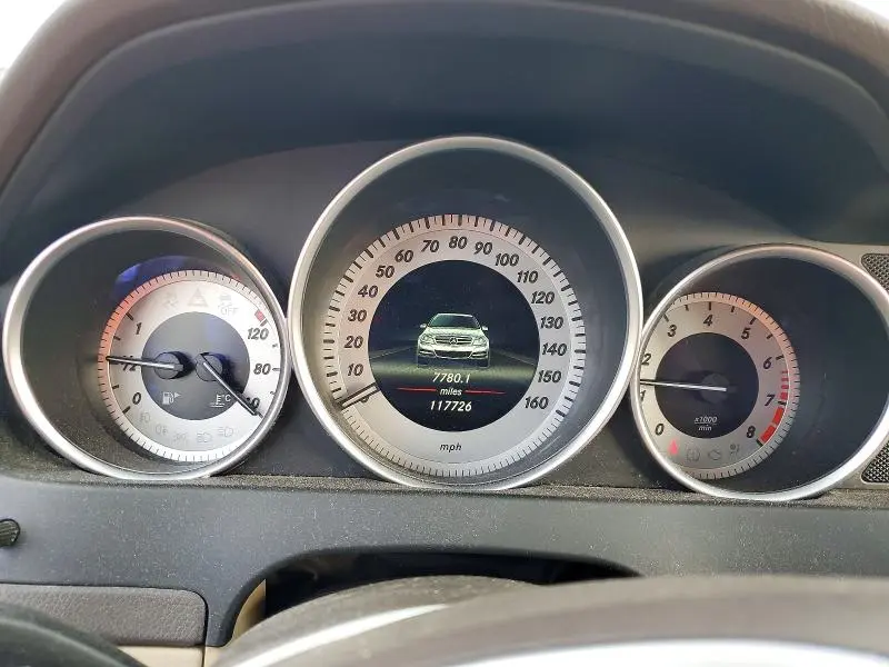 2013 MERCEDES-BENZ C 250  