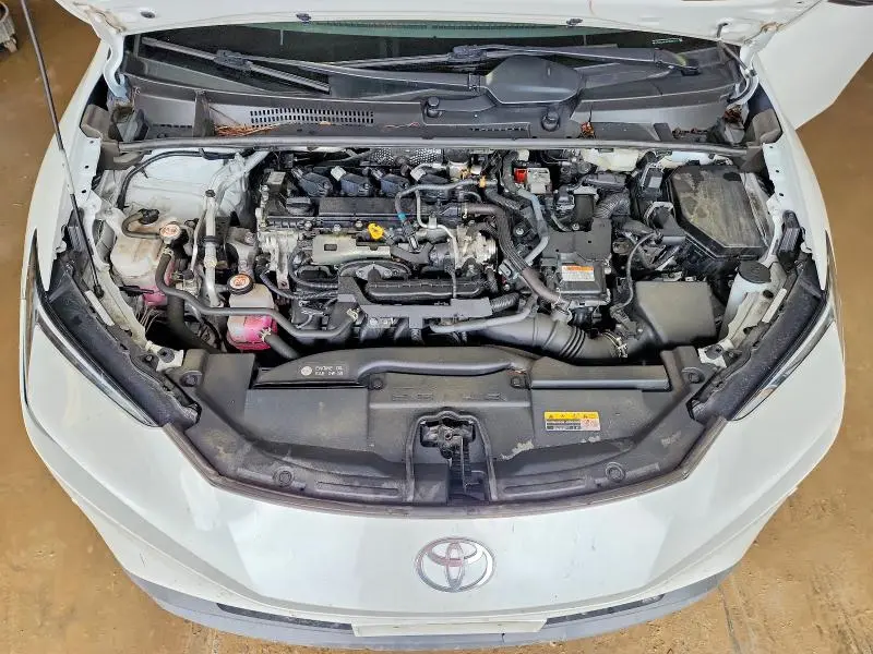 2023 TOYOTA PRIUS LE  