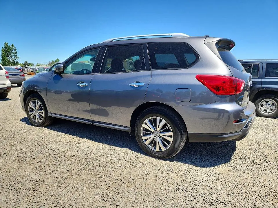 2019 NISSAN PATHFINDER SL  