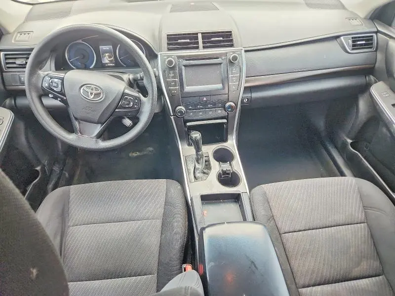 2016 TOYOTA CAMRY LE  