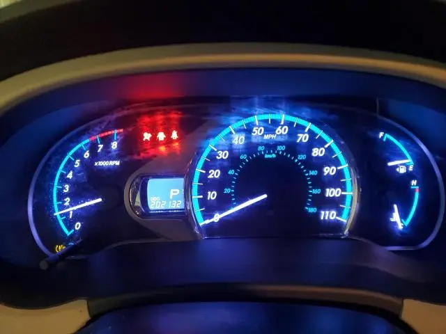 2011 TOYOTA SIENNA XLE  