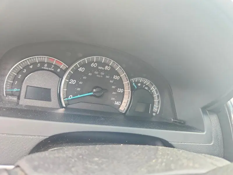 2014 TOYOTA CAMRY SE  