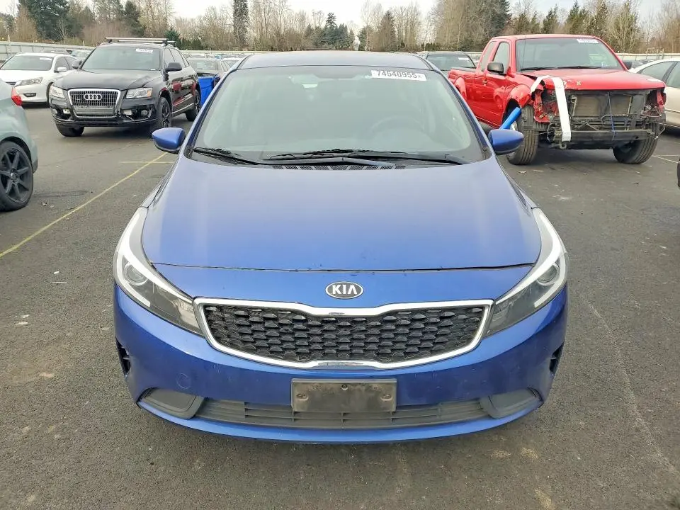 2018 KIA FORTE LX  
