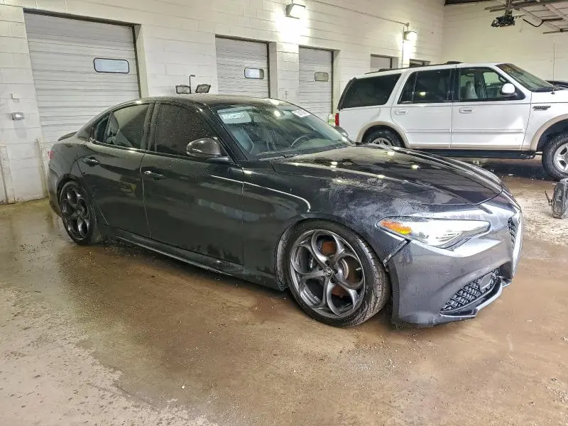 2019 ALFA ROMEO GIULIA TI  