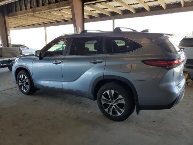 2023 TOYOTA HIGHLANDER HYBRID XLE  