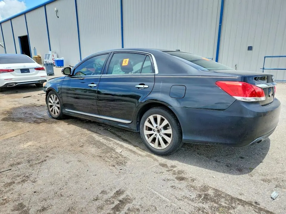 2011 TOYOTA AVALON LIMITED  