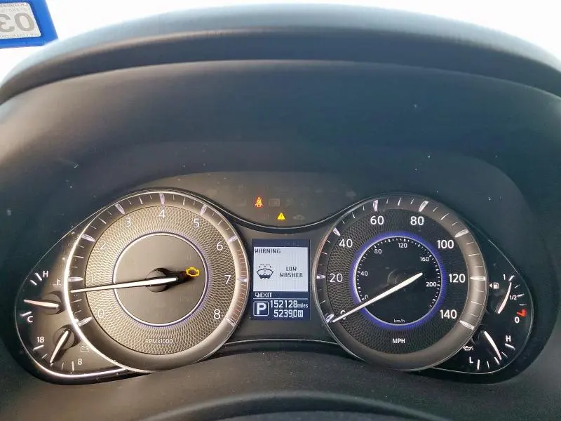 2015 INFINITI QX80   