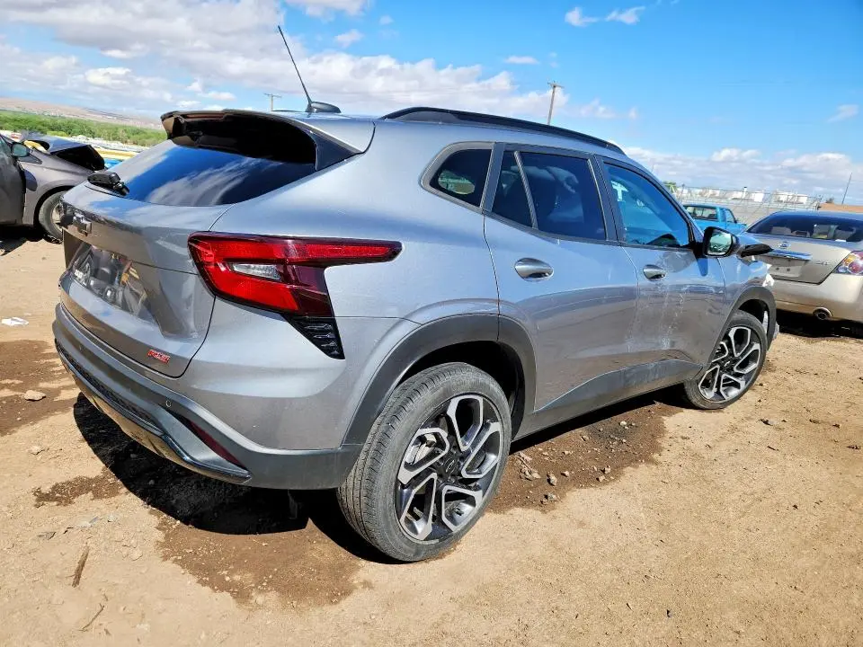 2024 CHEVROLET TRAX 2RS  