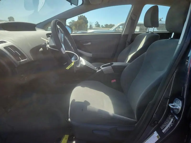 2013 TOYOTA PRIUS TWO  