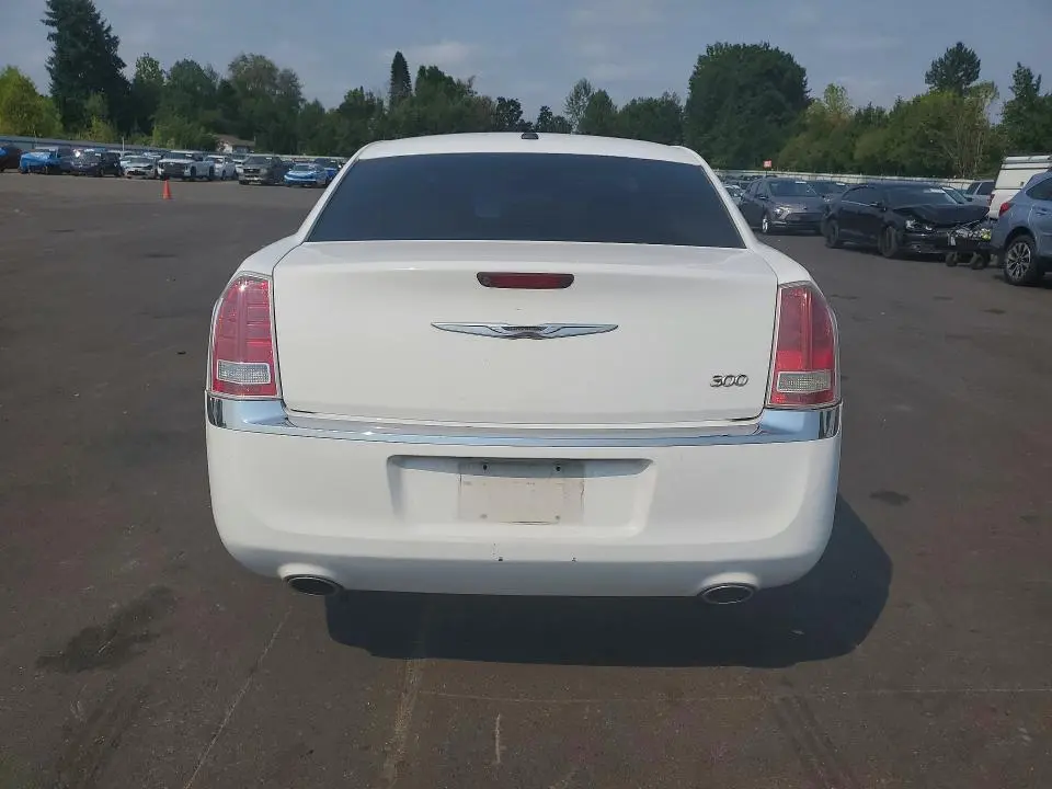 2013 CHRYSLER 300   
