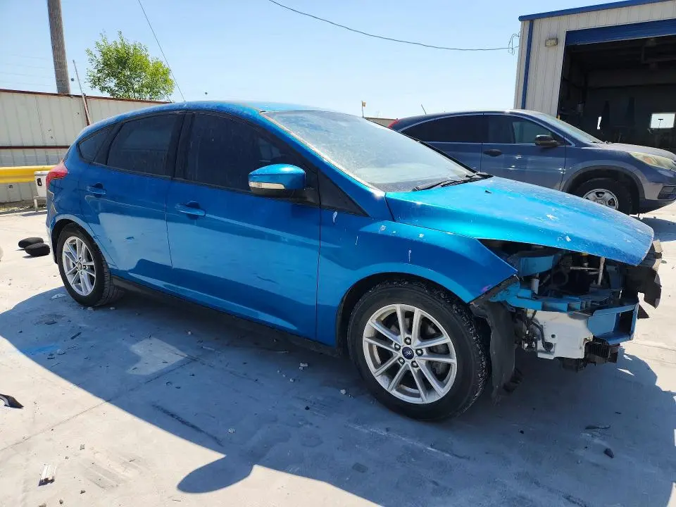 2016 FORD FOCUS SE  