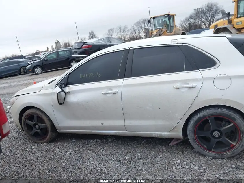 2019 HYUNDAI ELANTRA GT  