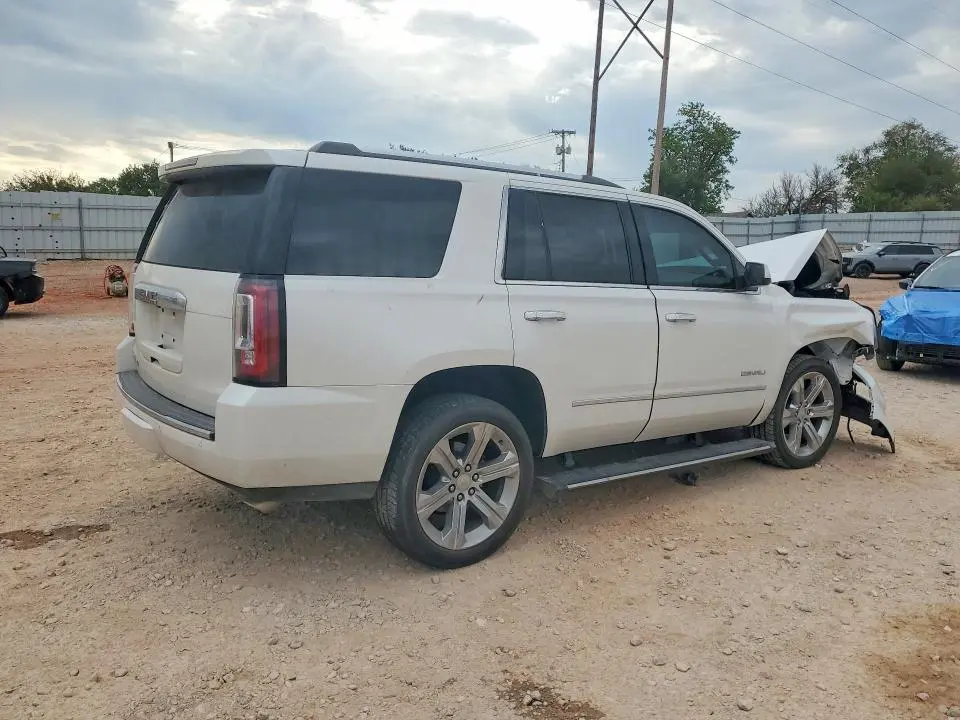 2017 GMC YUKON DENALI  