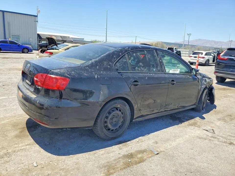 2011 VOLKSWAGEN JETTA SE  