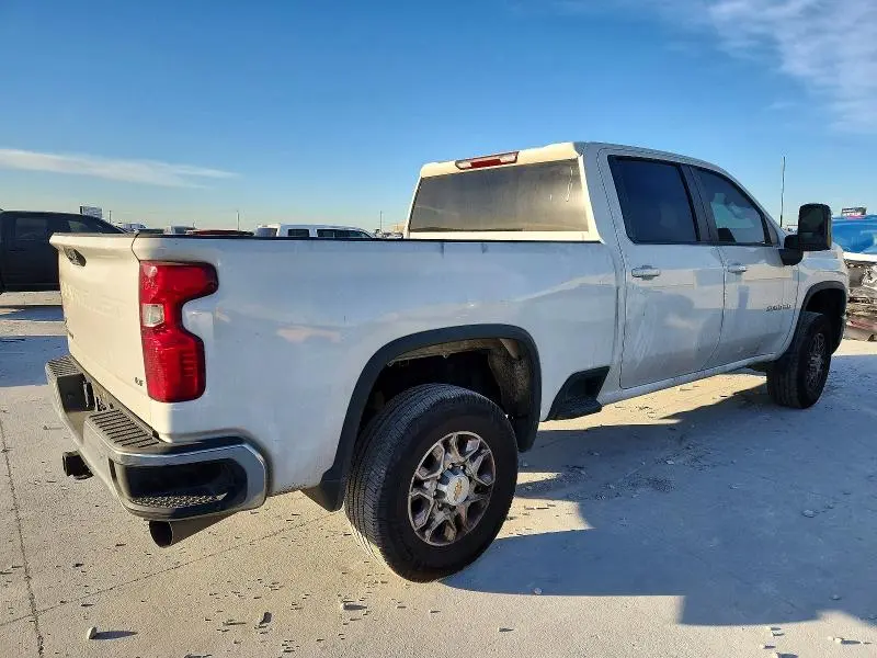 2024 CHEVROLET SILVERADO K3500 LT  
