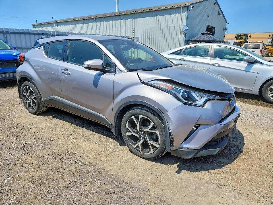 2019 TOYOTA C-HR LE  