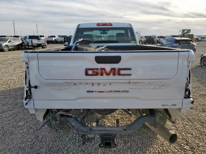 2022 GMC SIERRA K2500 SLE  