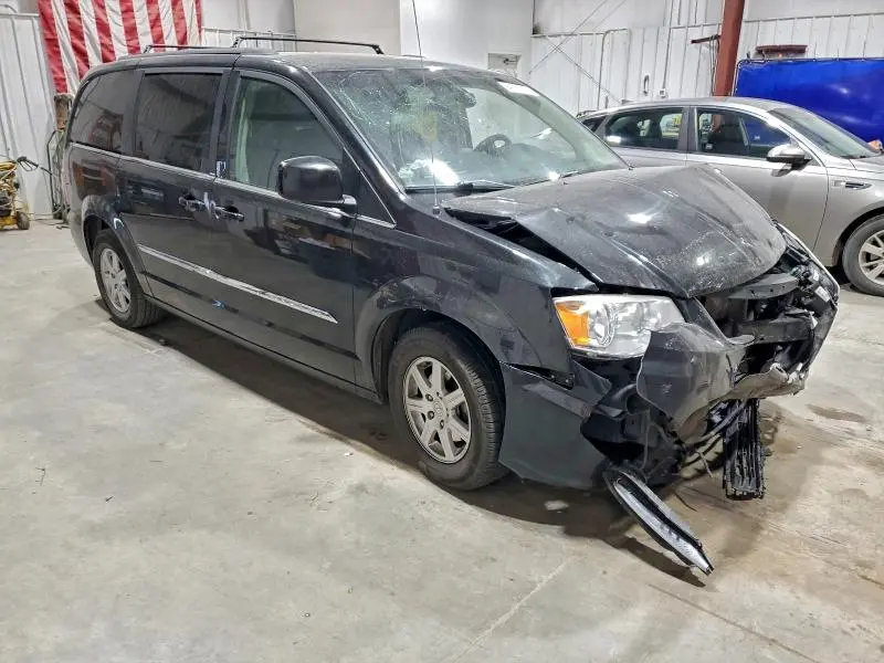 2013 CHRYSLER TOWN & COUNTRY TOURING  