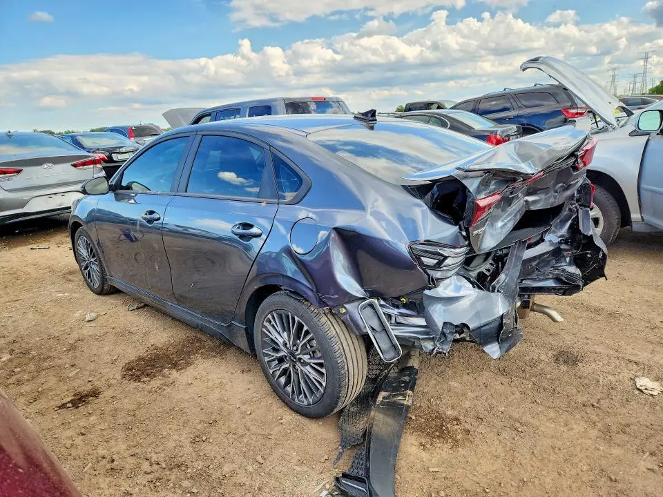 2024 KIA FORTE GT LINE  