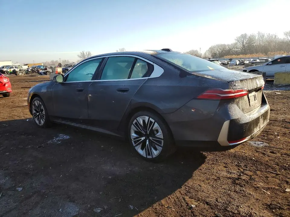 2024 BMW 530 XI  