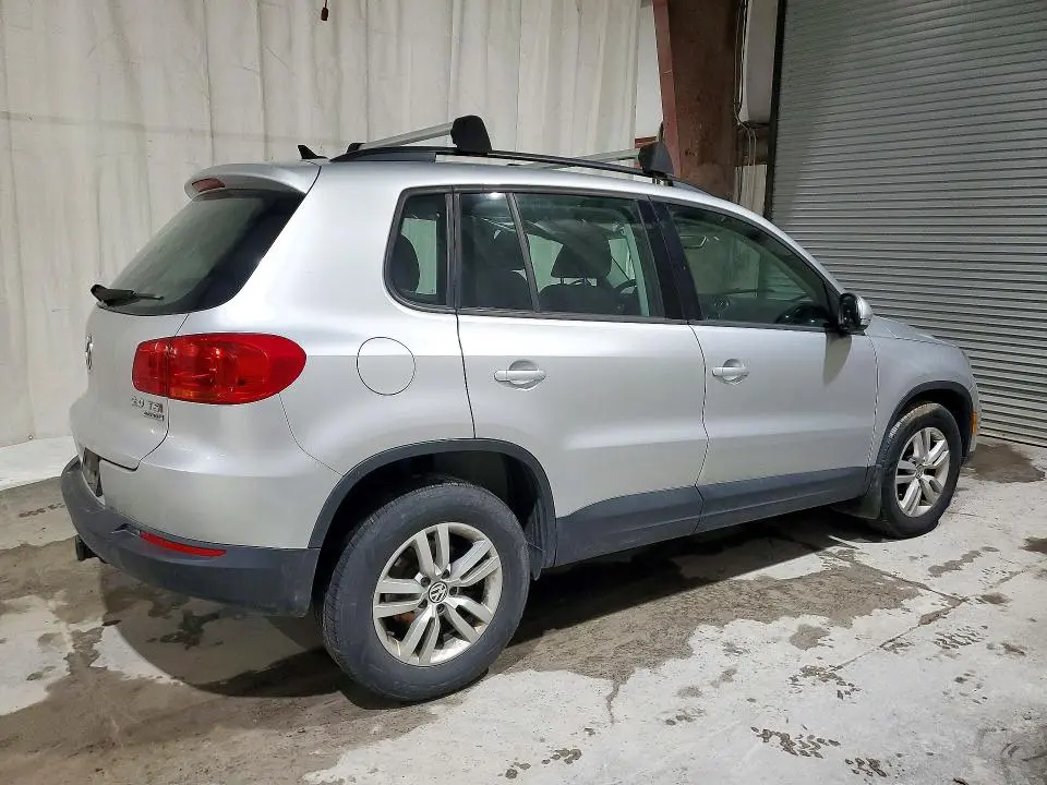 2015 VOLKSWAGEN TIGUAN S  