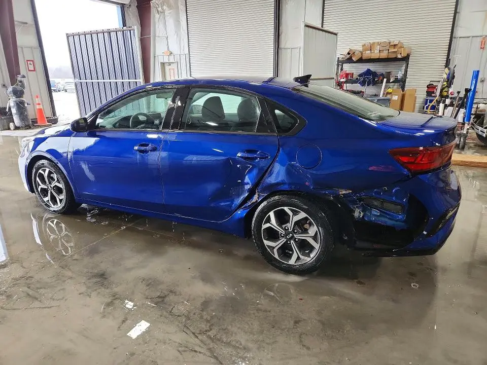 2021 KIA FORTE LXS  