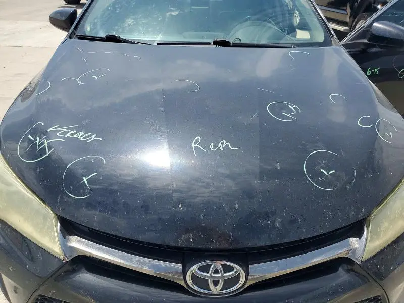 2015 TOYOTA CAMRY SE  