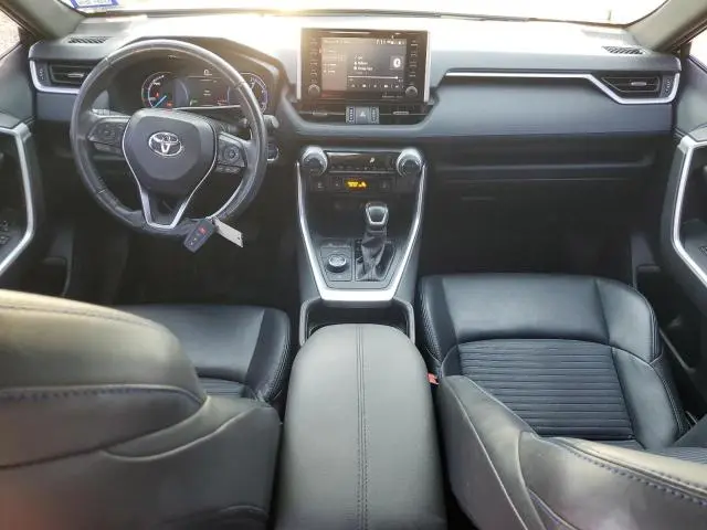 2020 TOYOTA RAV4 XSE