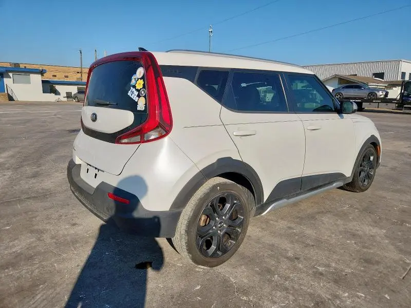 2020 KIA SOUL LX  