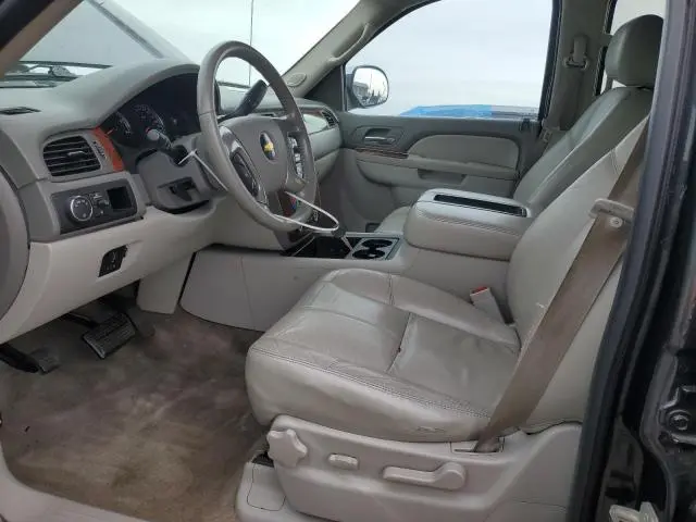 2011 CHEVROLET AVALANCHE LT  