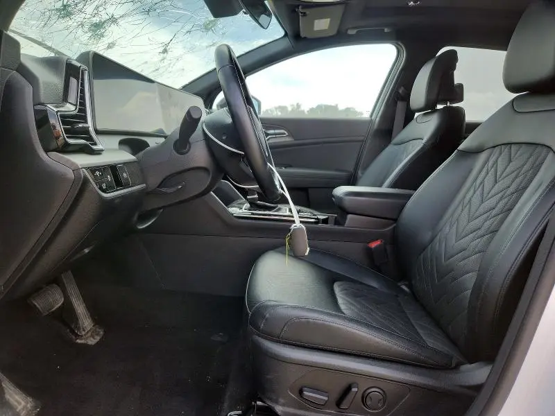 2025 KIA SPORTAGE X LINE  