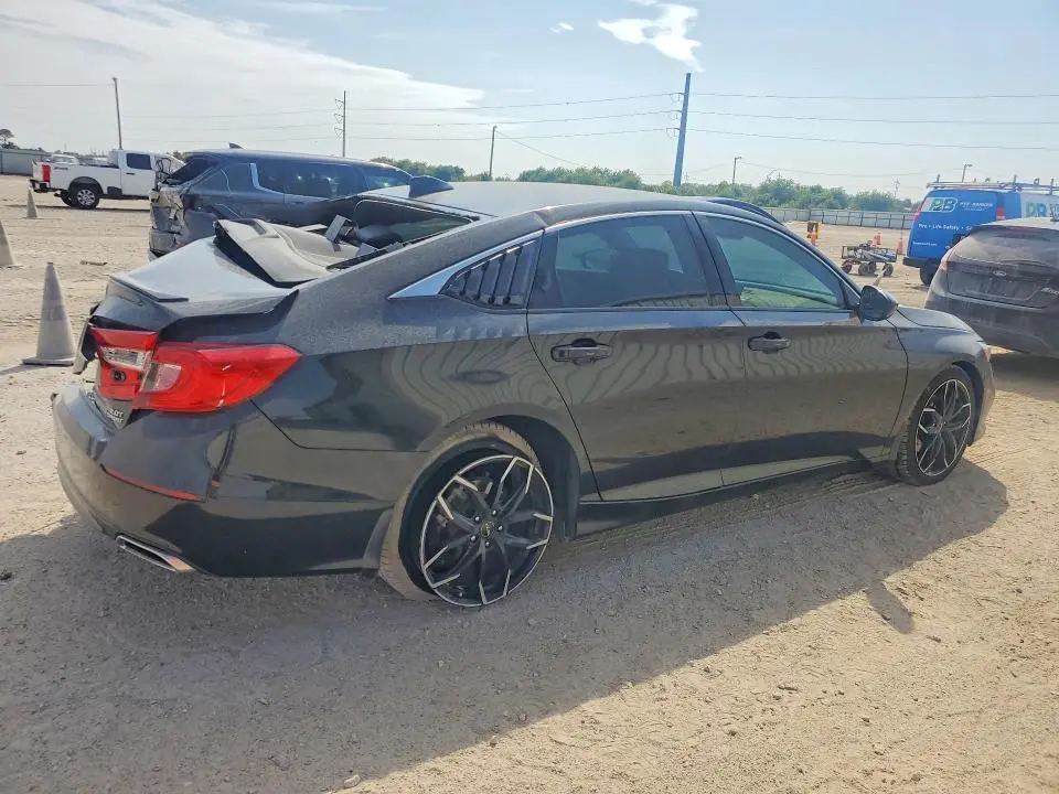 2022 HONDA ACCORD SPORT  