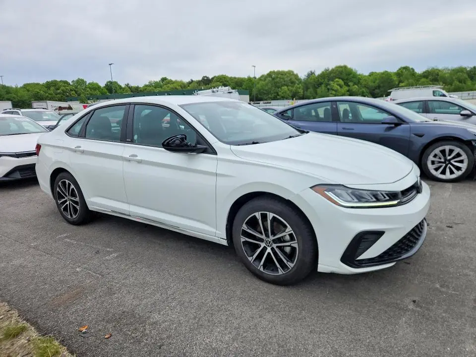 2025 VOLKSWAGEN JETTA SPORT  