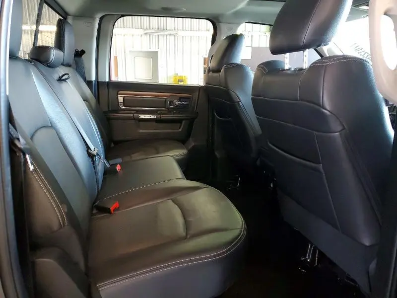 2016 RAM 1500 LARAMIE  