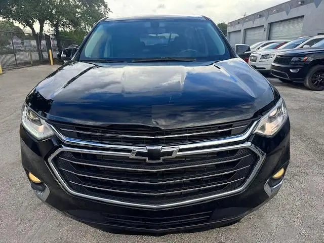 2021 CHEVROLET TRAVERSE LT  