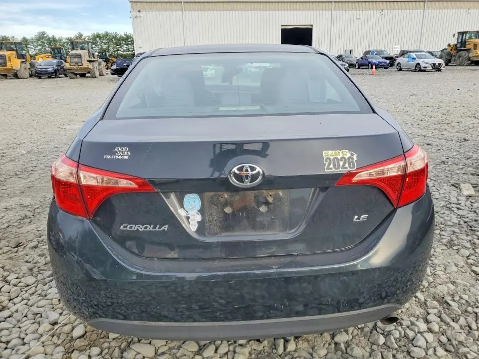 2017 TOYOTA COROLLA LE  