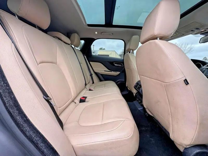 2018 JAGUAR F-PACE PREMIUM  