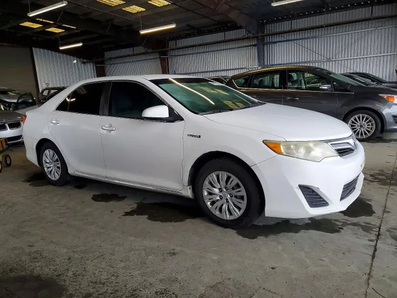 2013 TOYOTA CAMRY HYBRID  