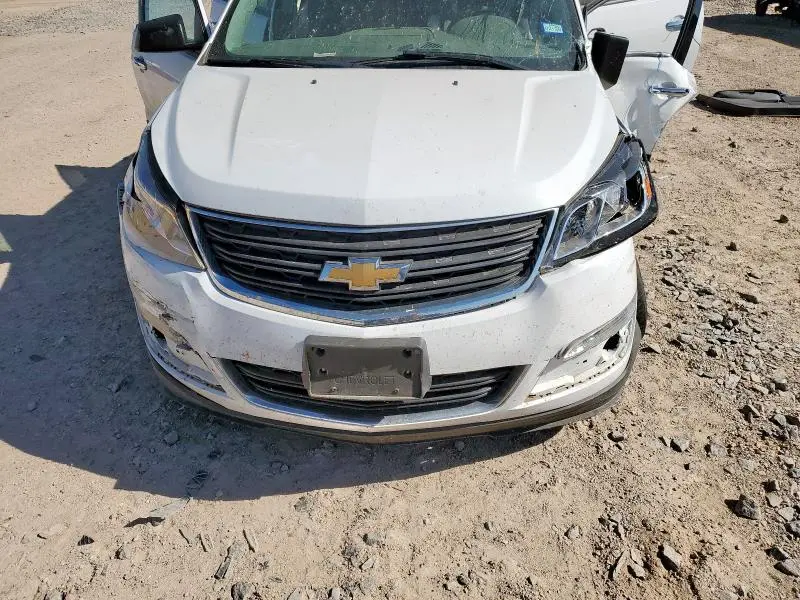 2017 CHEVROLET TRAVERSE LS  