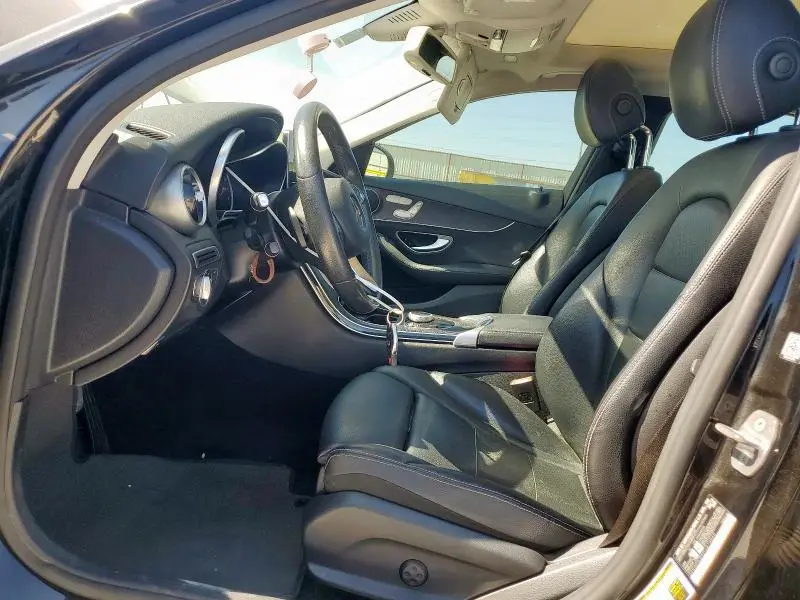 2017 MERCEDES-BENZ C 300