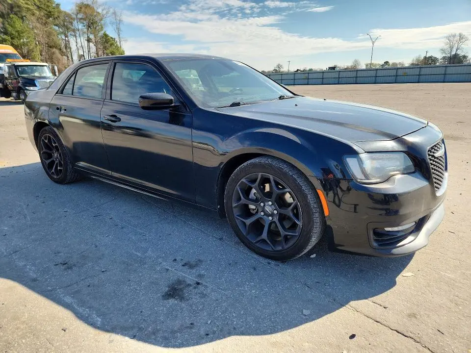 2019 CHRYSLER 300 S  