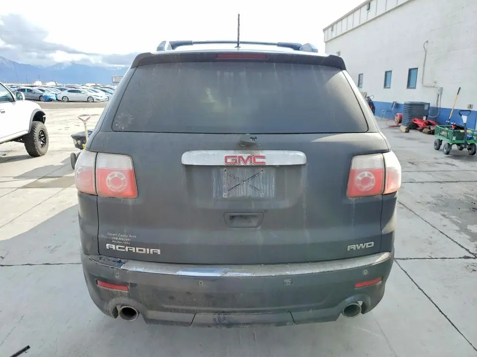 2012 GMC ACADIA DENALI  