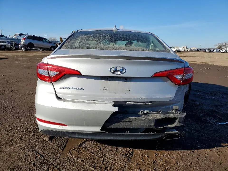 2016 HYUNDAI SONATA SE  