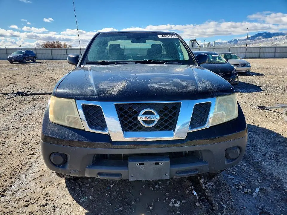 2015 NISSAN FRONTIER S  