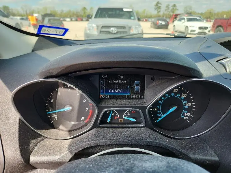 2016 FORD ESCAPE S  
