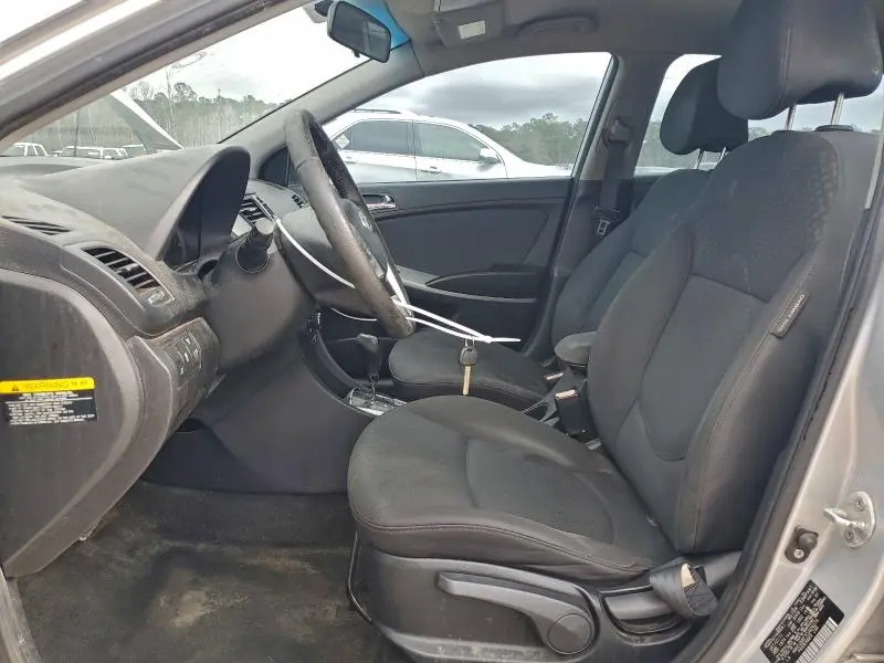 2012 HYUNDAI ACCENT GLS  