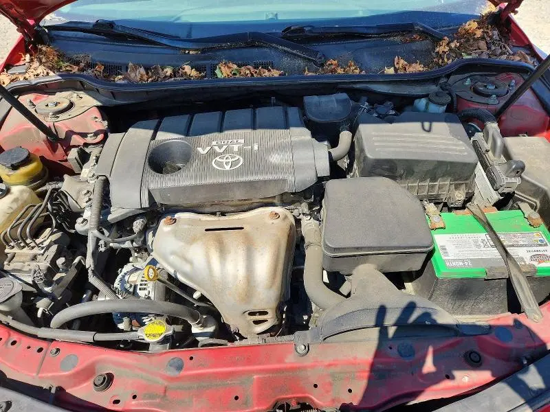 2010 TOYOTA CAMRY SE  